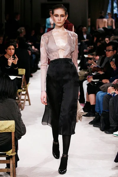 Look 26